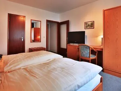 Alscher 3* ليفركوزن